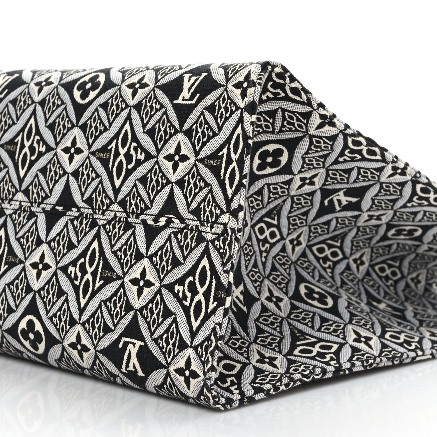 Louis Vuitton Jacquard Since 1854 Onthego GM Grey 8 of 8