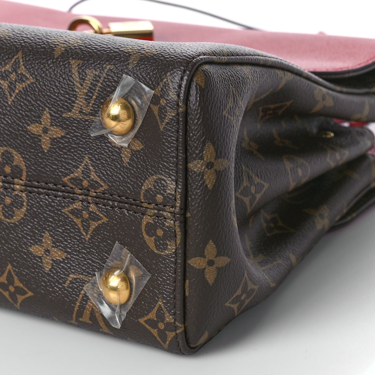 Louis Vuitton Monogram Venus Cherry 8 of 9
