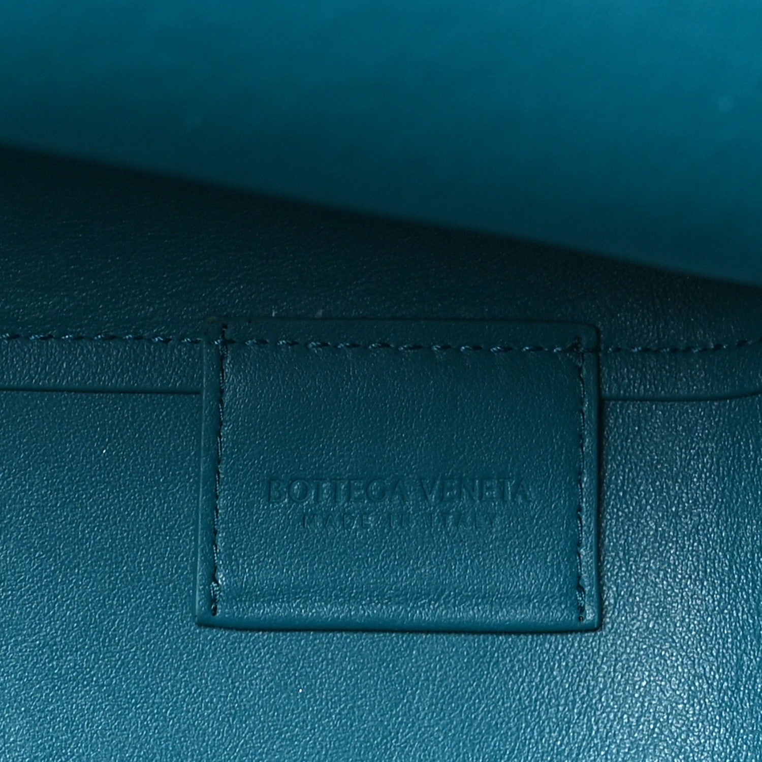 Bottega Veneta Calfskin Medium The Point Triangle Bag Mallard 6 of 9