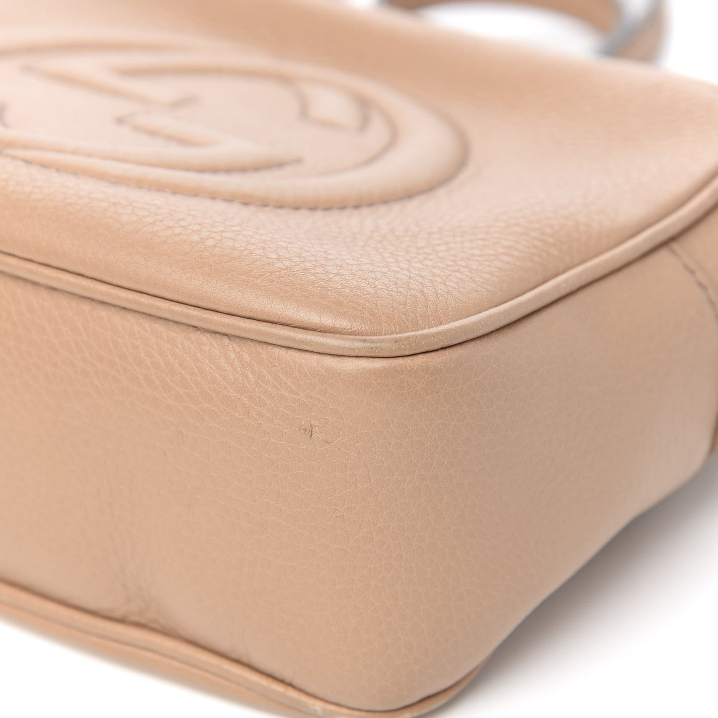 Pebbled Calfskin Small Soho Disco Bag Camelia