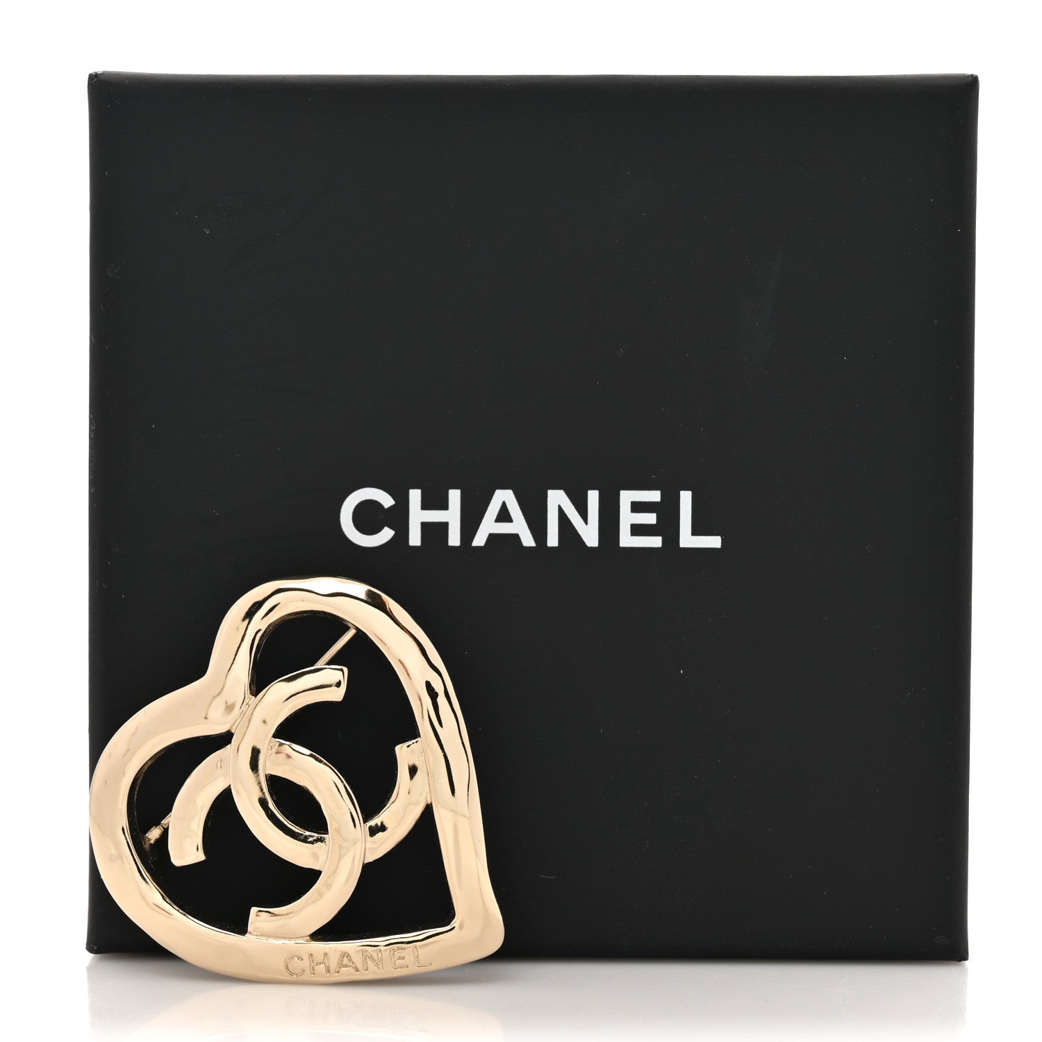 Chanel Metal CC Heart Coco In Love Brooch Gold 4 of 4