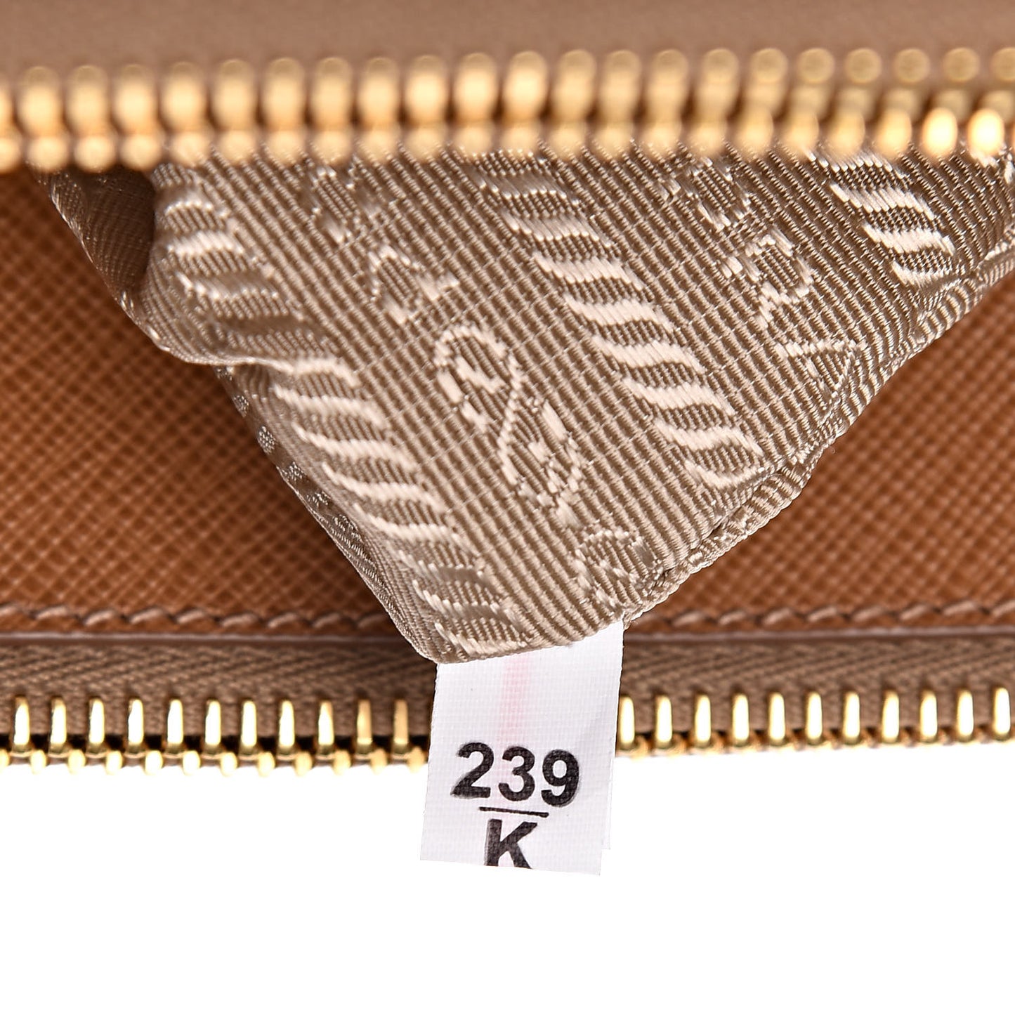 Saffiano Small Galleria Double Zip Tote Caramel