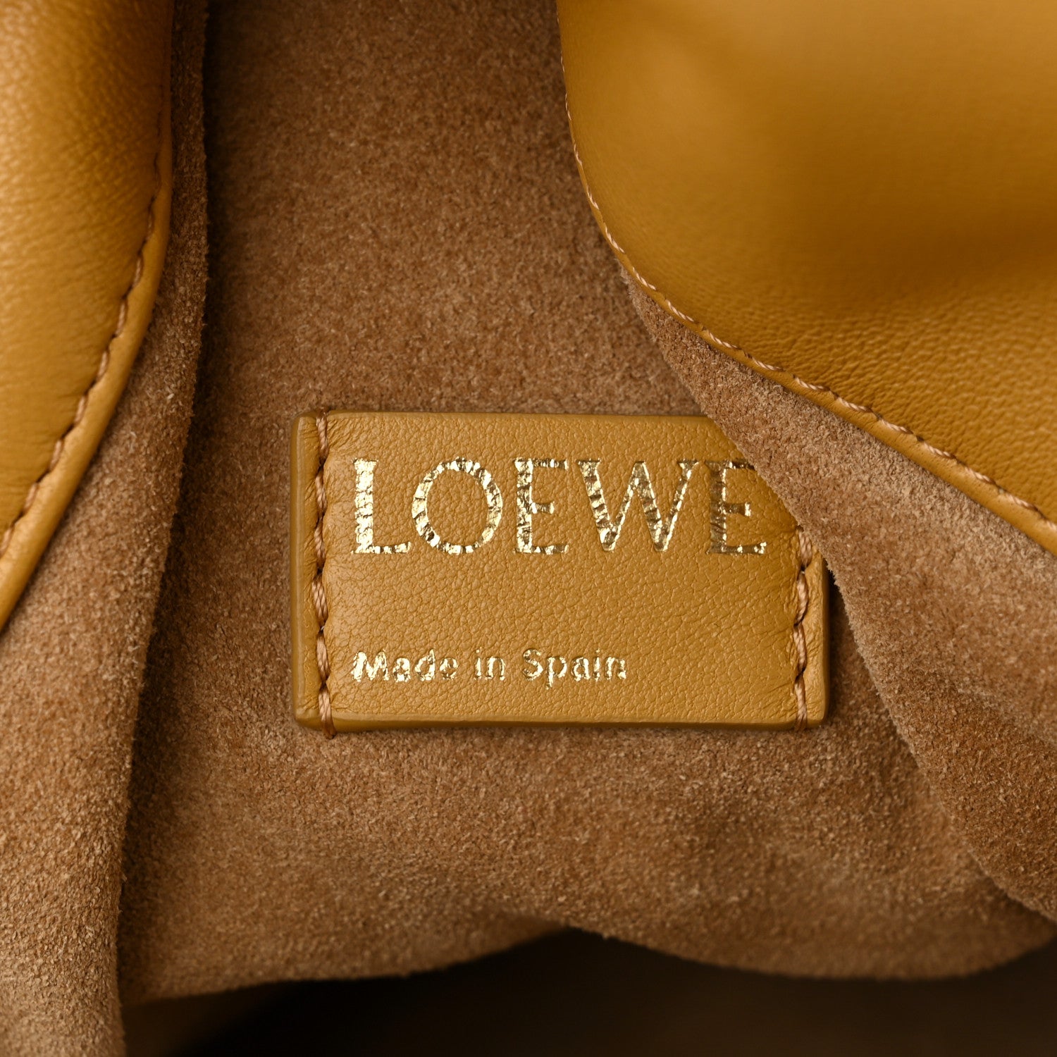 Loewe Mellow Nappa Medium Donut Chain Flamenco Knot Clutch Sahara 6 of 10