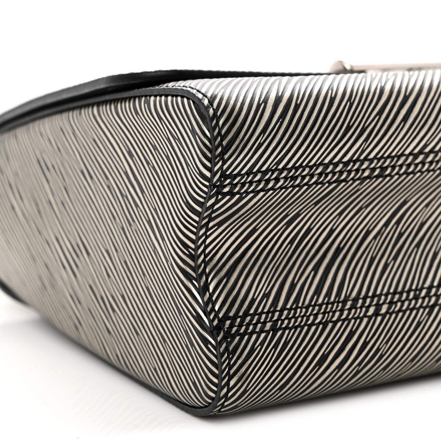 Louis Vuitton Epi Twist Shoulder Bag MM Platine 10 of 11