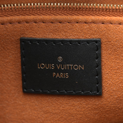 Louis Vuitton Empreinte Monogram Giant Onthego MM Black 6 of 11