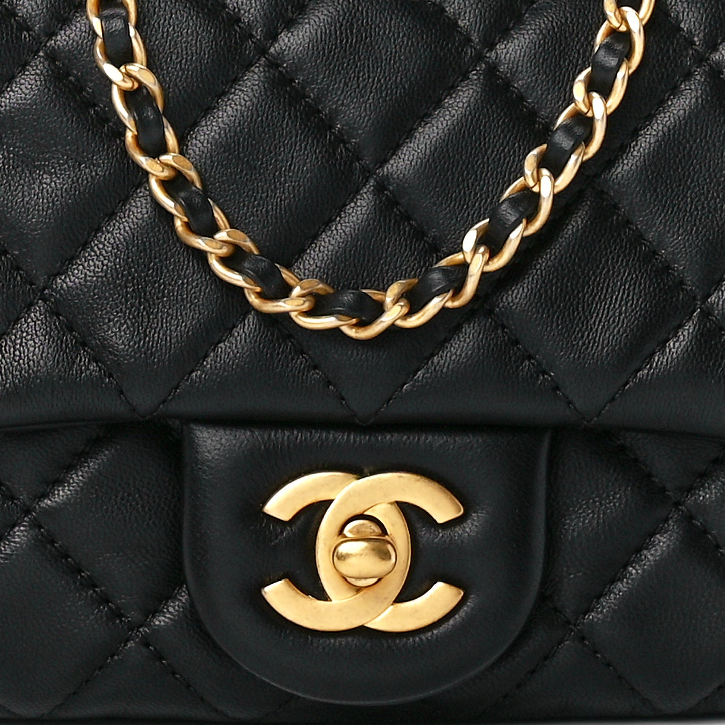 Lambskin Quilted Mini Rectangular Pearl Crush Flap Black