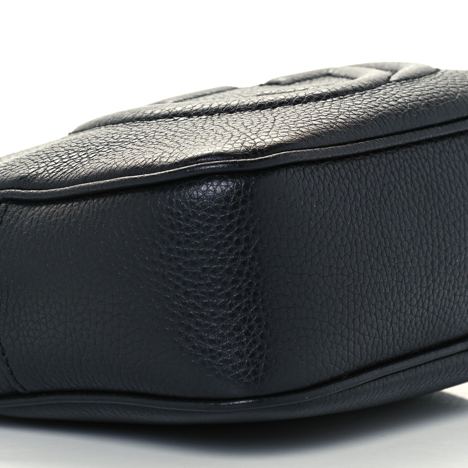 Gucci Pebbled Calfskin Small Soho Disco Bag Black 10 of 11