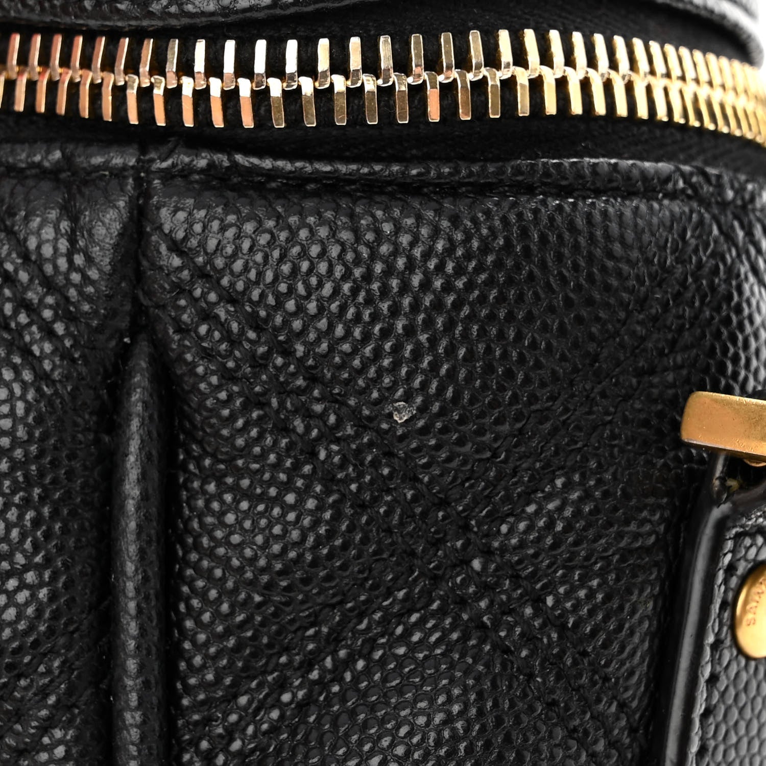 Saint Laurent Grain de Poudre Quilted 80's Vanity Bag Black 10 of 11