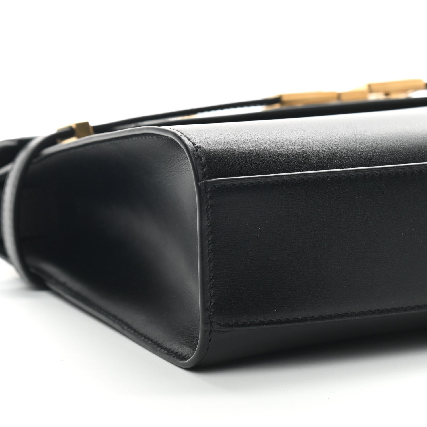 Saint Laurent Smooth Calfskin Manhattan Shoulder Bag Black 7 of 8