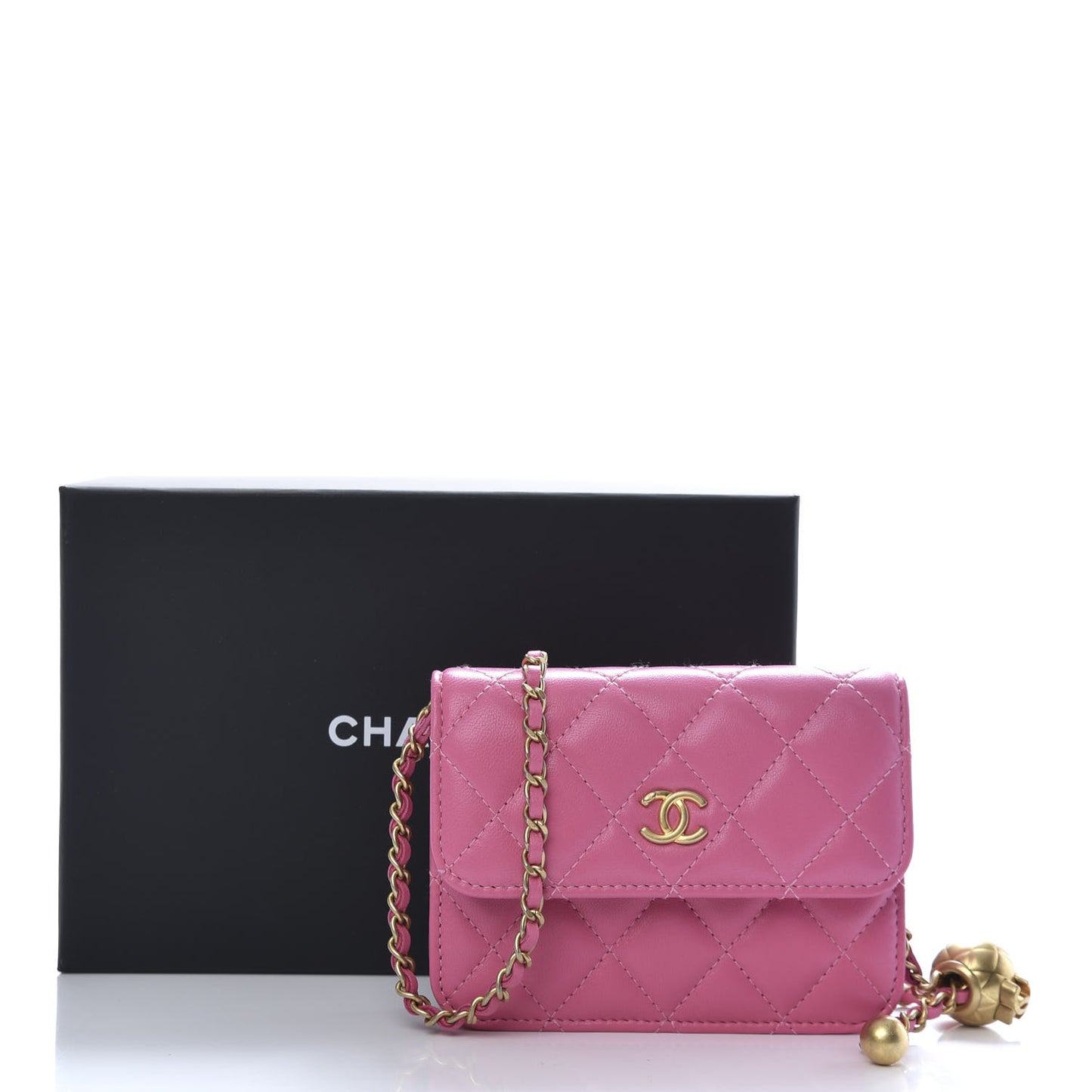 Lambskin Quilted Pearl Crush Clutch With Chain Pink