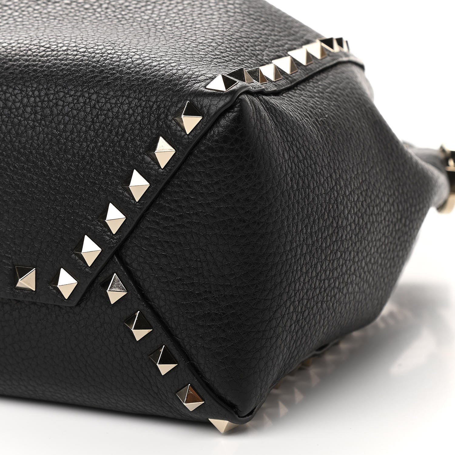Valentino Garavani Grained Calfskin Rockstud Bucket Bag Black 7 of 8