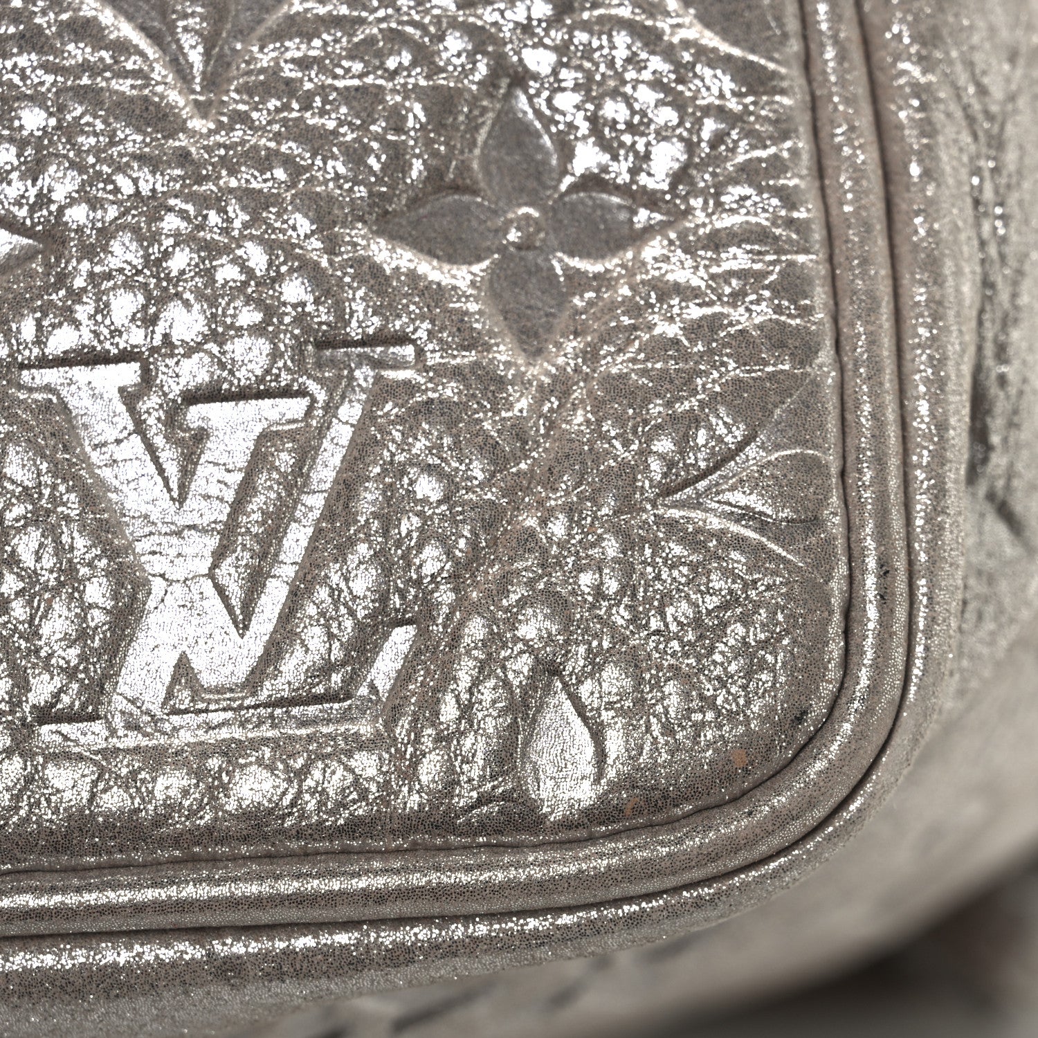 Louis Vuitton Monogram Shimmer Halo Silver 10 of 11