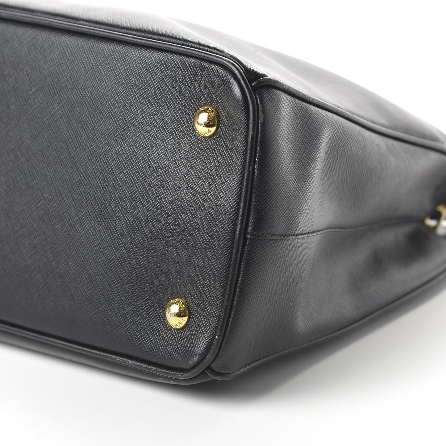 Saffiano Lux Medium Tote Black