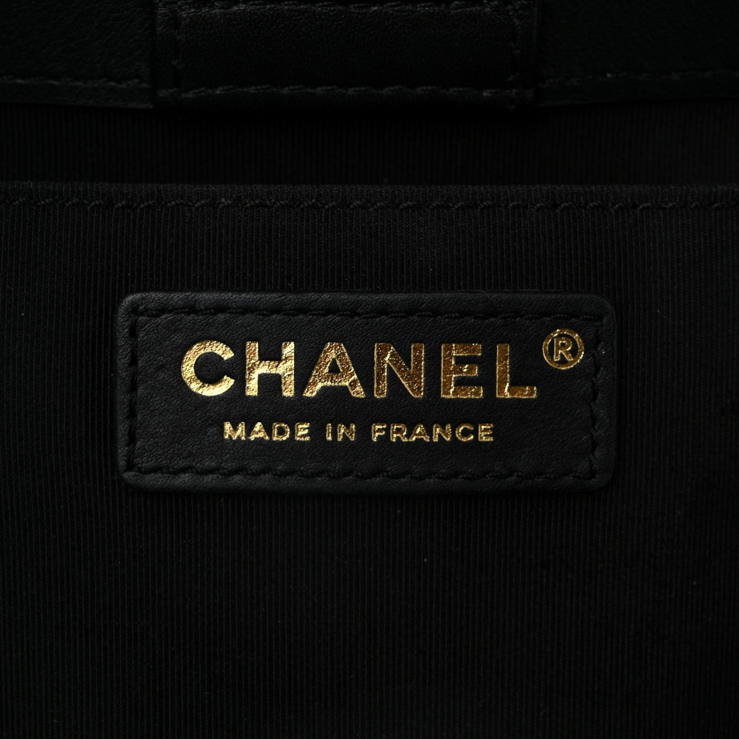 Calfskin Quilted CC Chain Accordion Tote Black