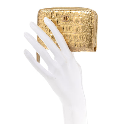 Chanel Metallic Calfskin Crocodile Embossed Cocodile Zip Coin Case Gold 2 of 11