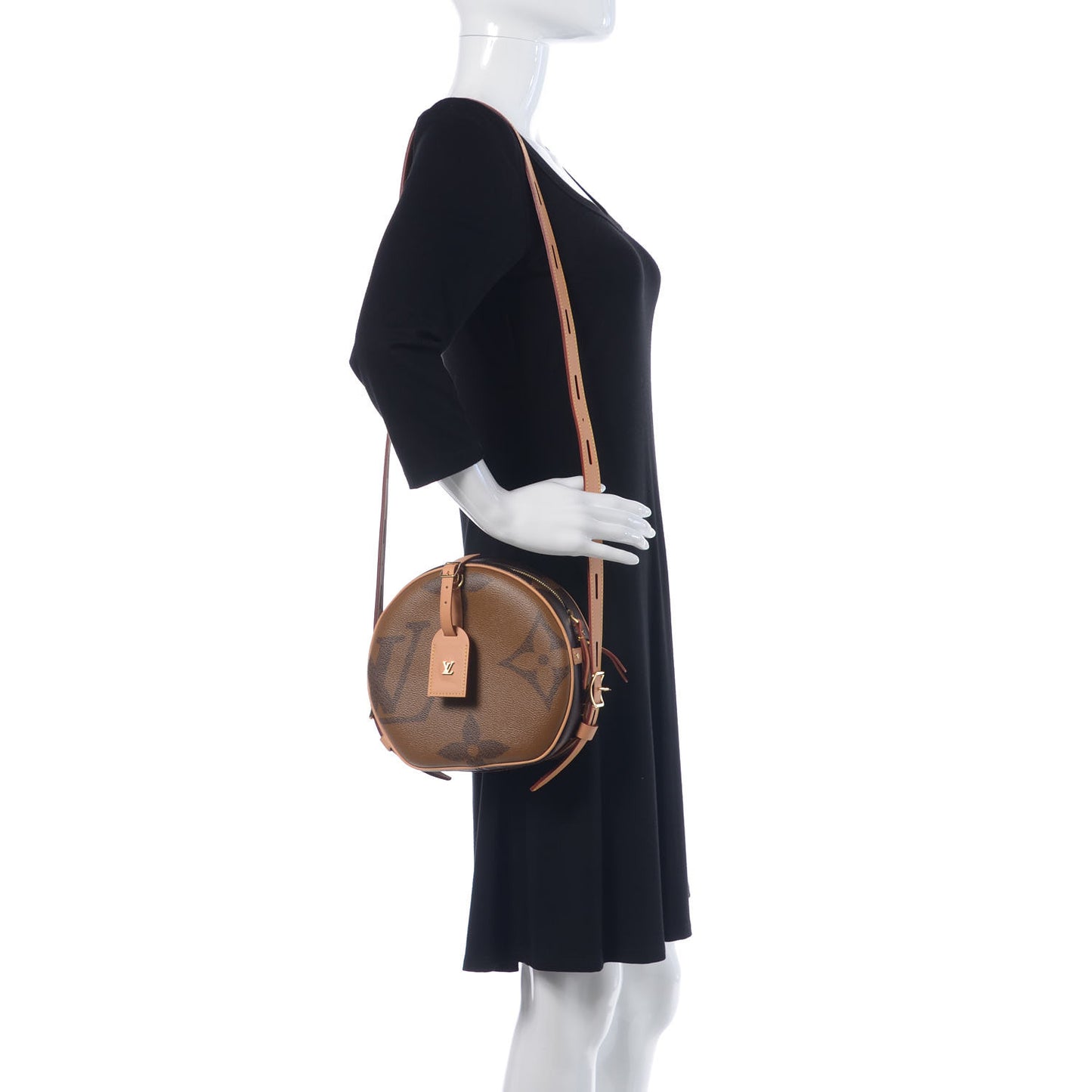 Reverse Monogram Giant Boite Chapeau Souple