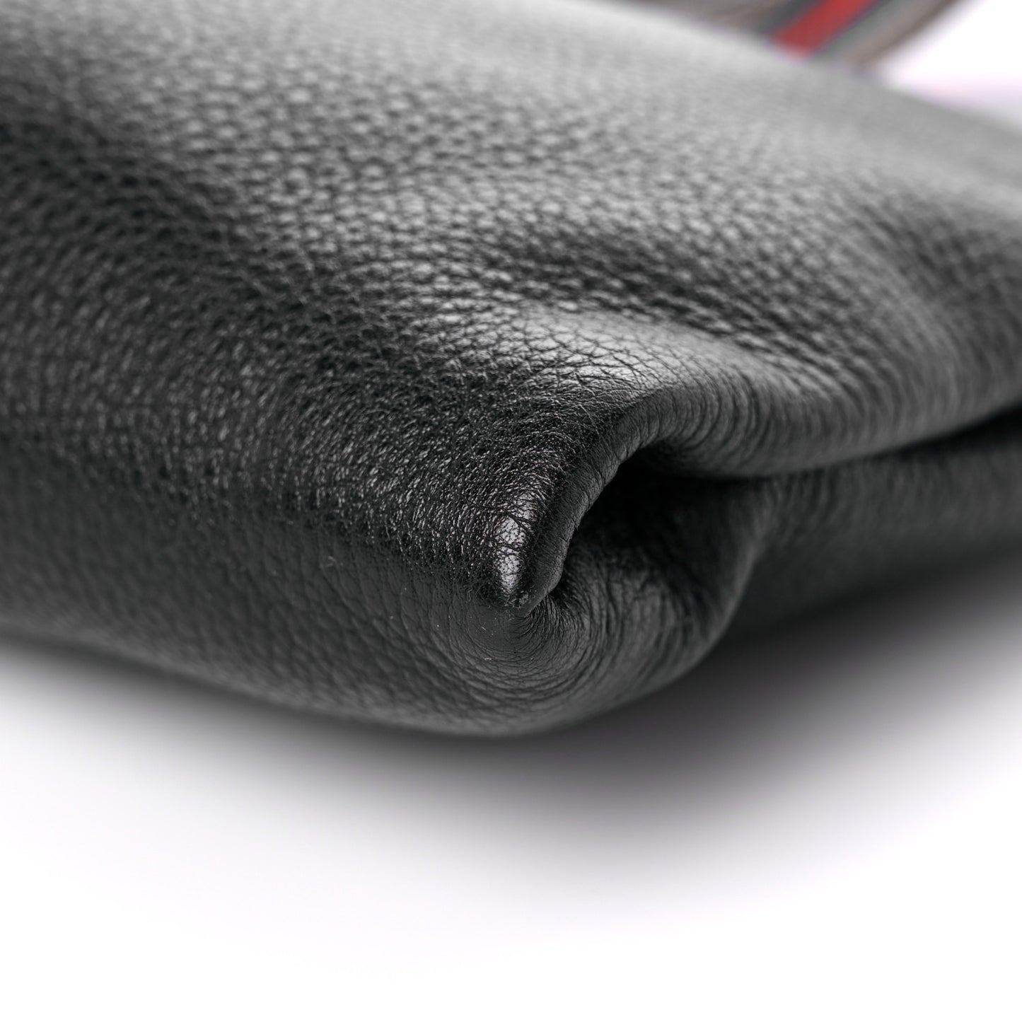Vitello Daino Zippered Shoulder Bag Black