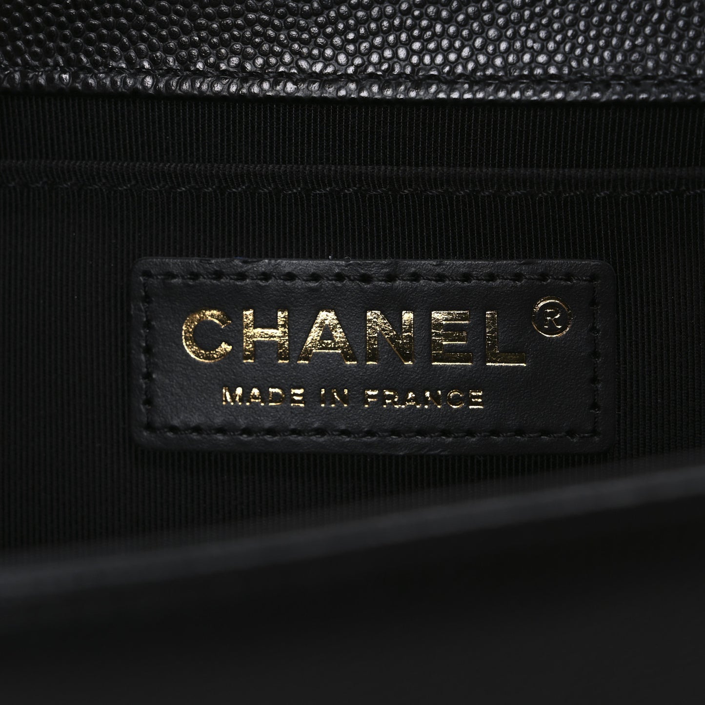 Caviar Quilted Medium Boy Flap Black