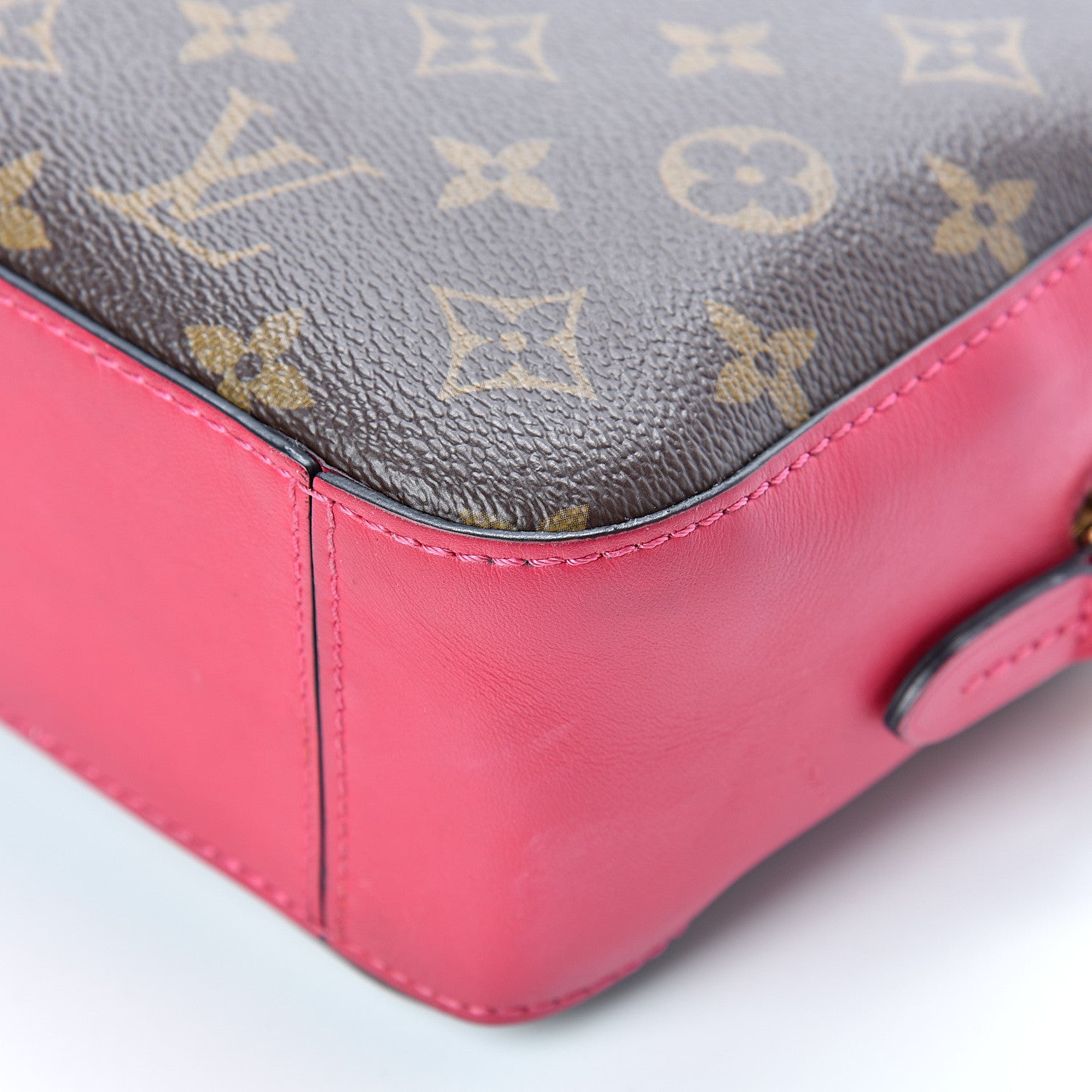 Louis Vuitton Monogram Saintonge Freesia 10 of 20