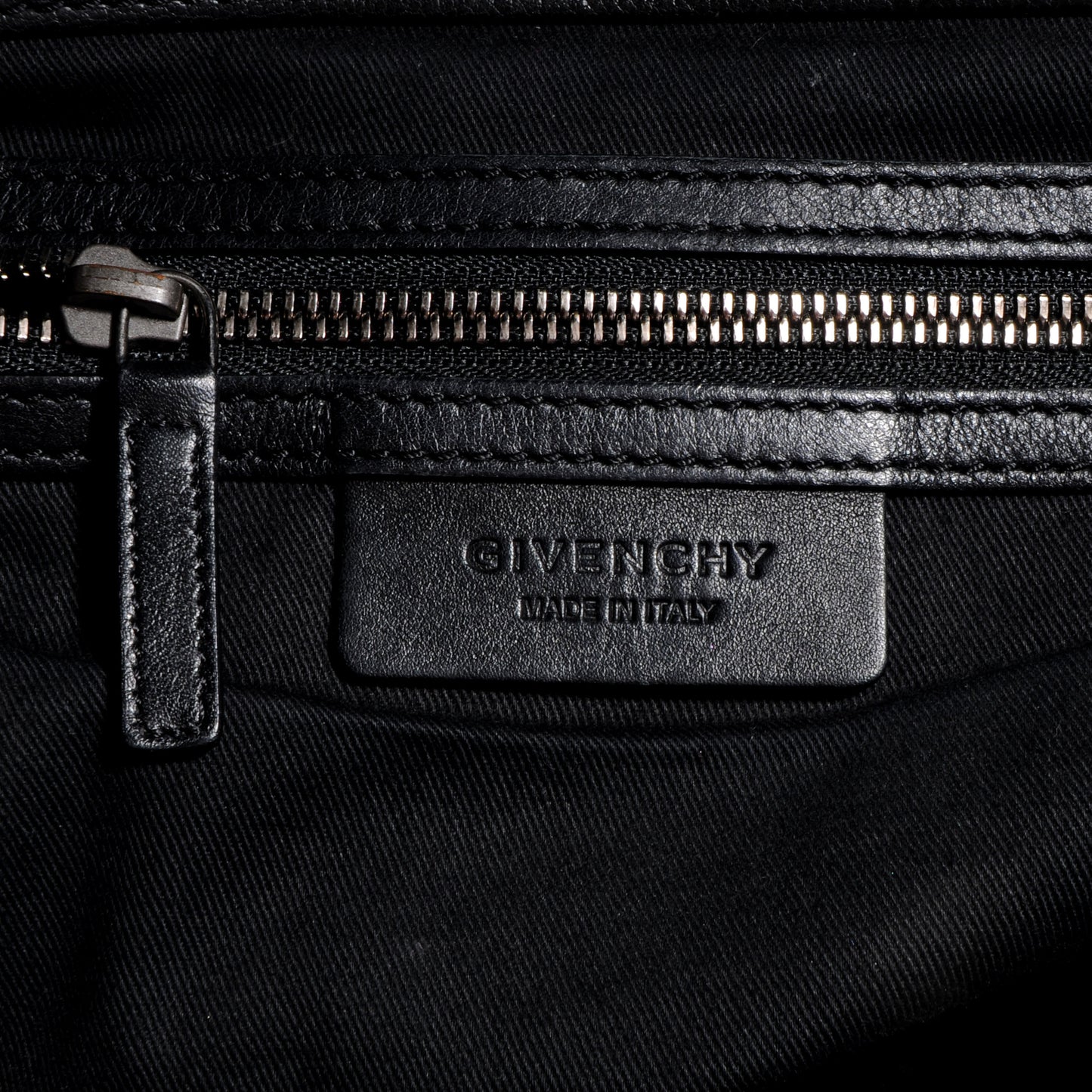 Grained Goatskin Antigona Zippered Tote Black
