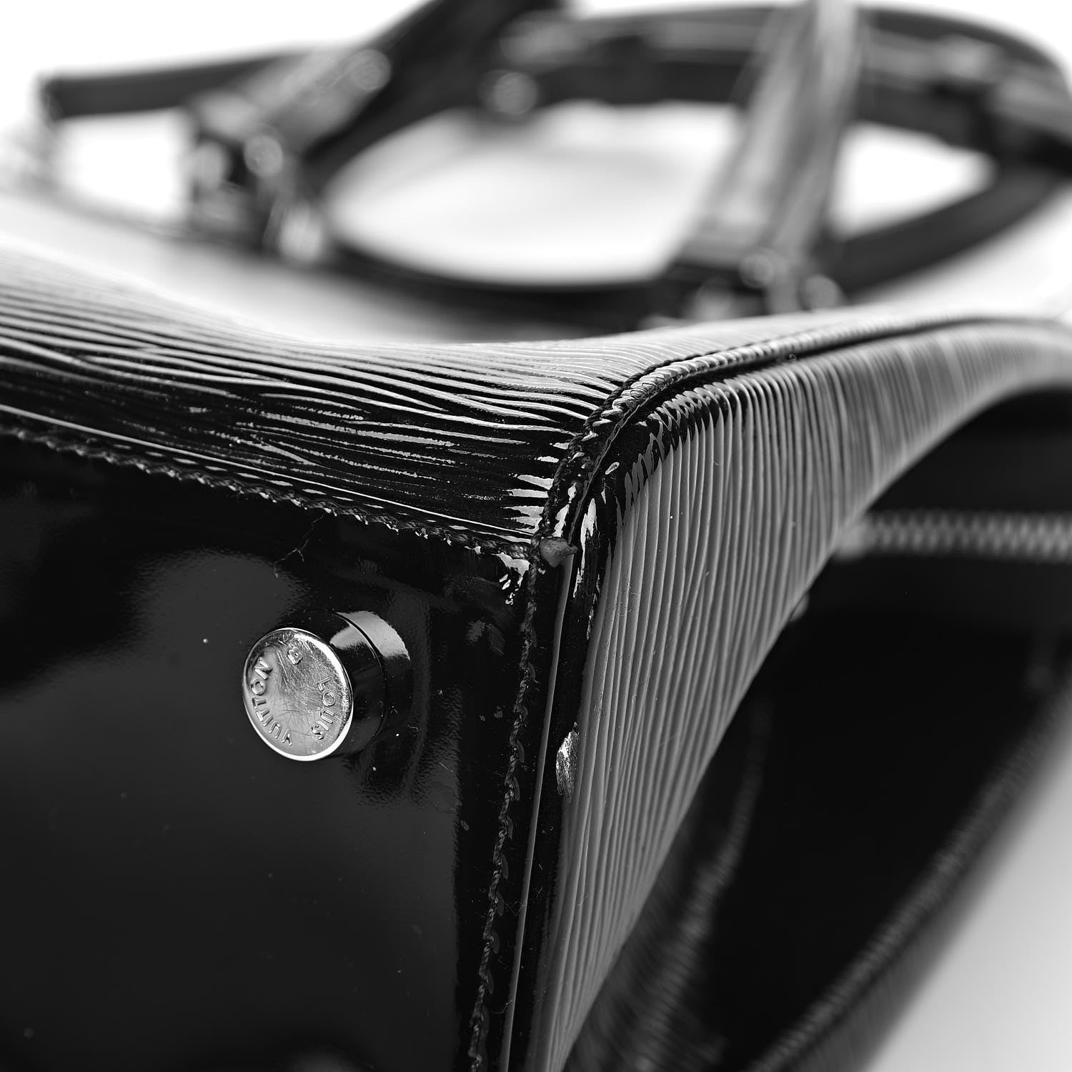 Louis Vuitton Electric Epi Brea MM Black 13 of 17