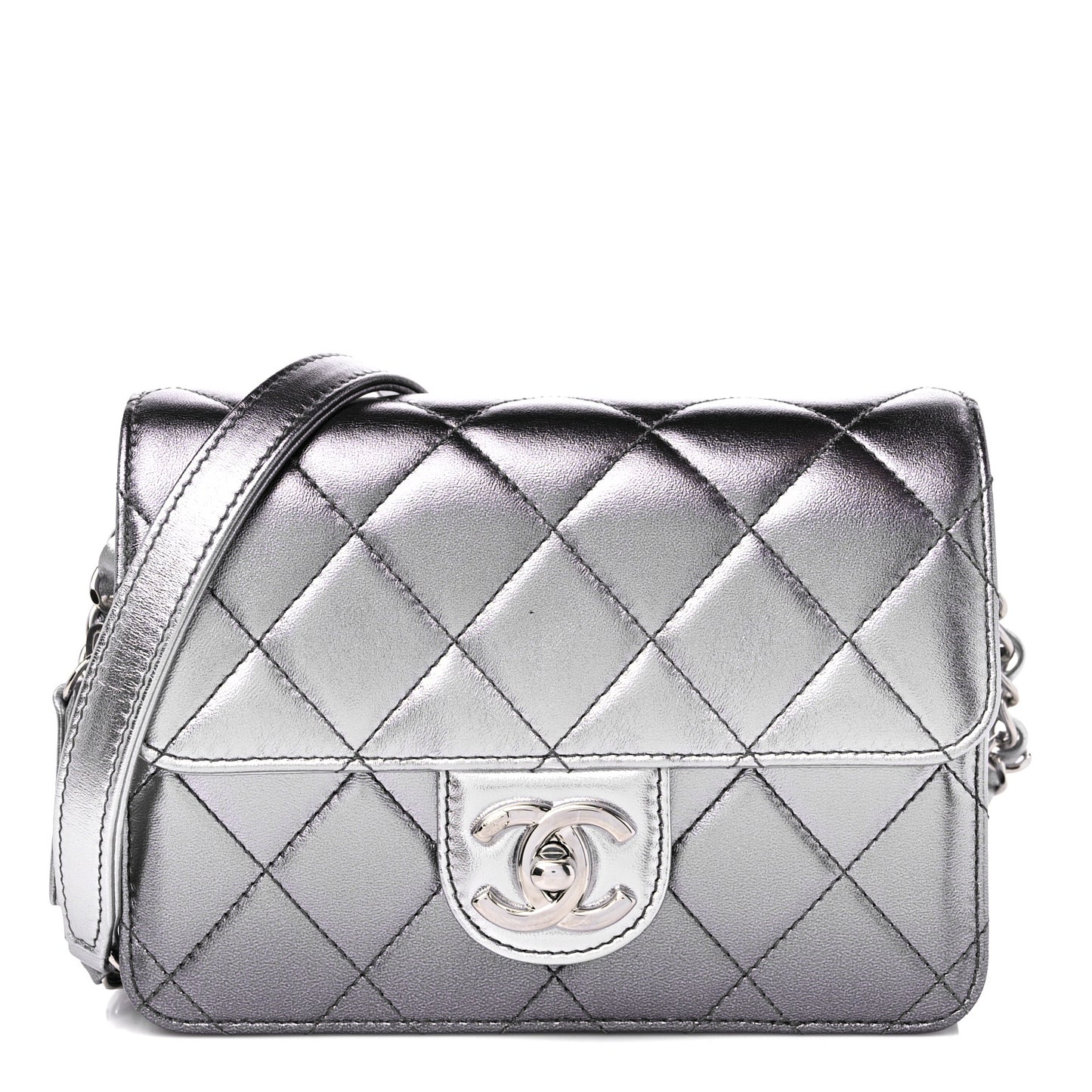 Metallic Lambskin Like A Wallet Flap Silvery Black
