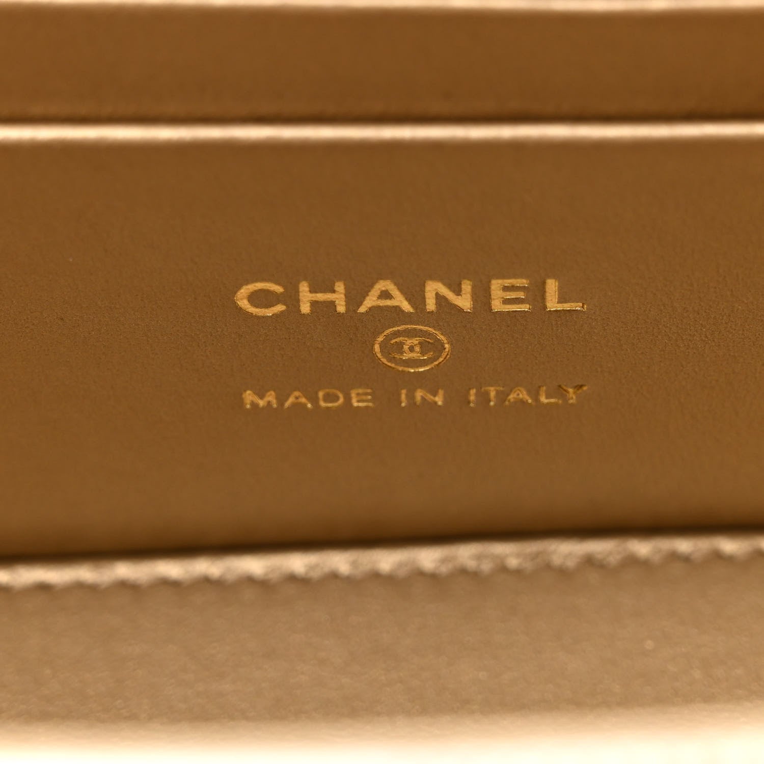 Chanel Lambskin Quilted Pearl Crush Small Vanity Case With Chain White 7 of 12