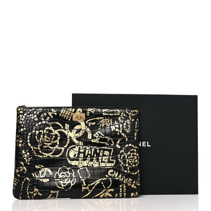 Chanel Calfskin Crocodile Embossed Graffiti 2.55 Medium Cocodile Reissue Cosmetic Case Black Gold 9 of 9