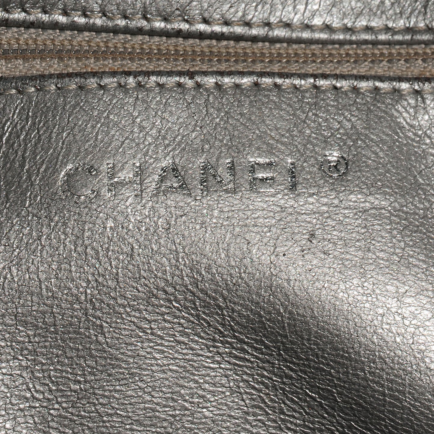 Glazed Caviar East West Large Modern Chain Tote Black