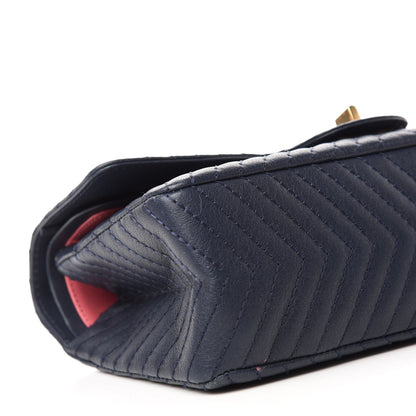 Chanel Sheepskin Chevron Quilted 2.55 Reissue 225 Flap Navy Blue 6 of 14