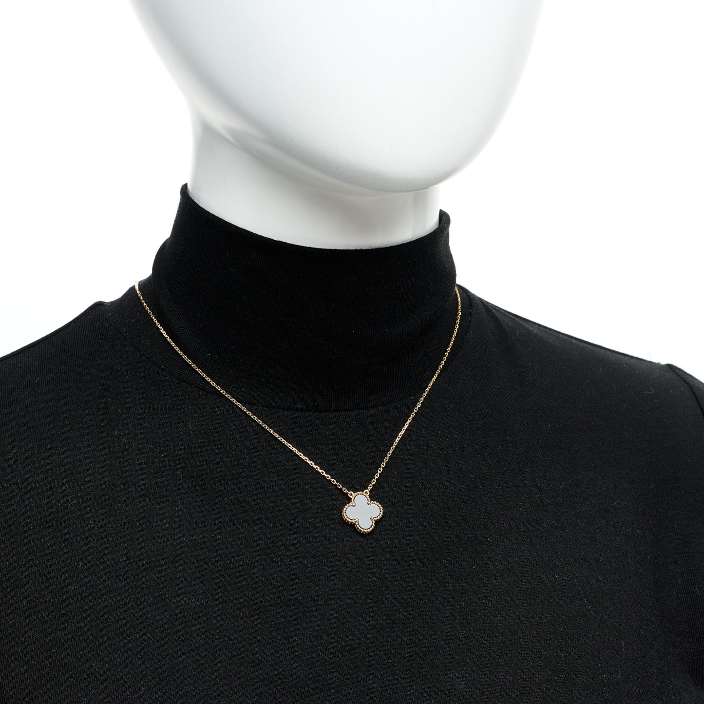 18K Yellow Gold Black Onyx Vintage Alhambra Pendant Necklace