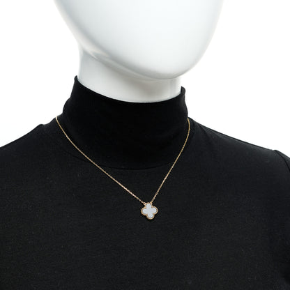Van Cleef & Arpels 18K Yellow Gold Black Onyx Vintage Alhambra Pendant Necklace 2 of 6