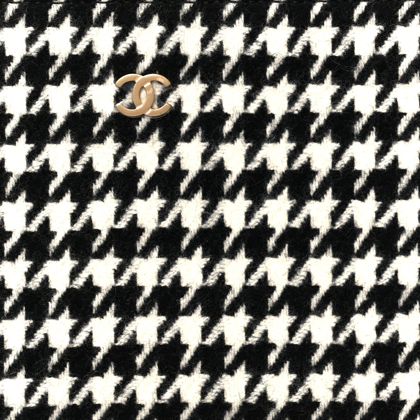 Tweed Houndstooth Chanel 22 Removable Pouch Black Ecru