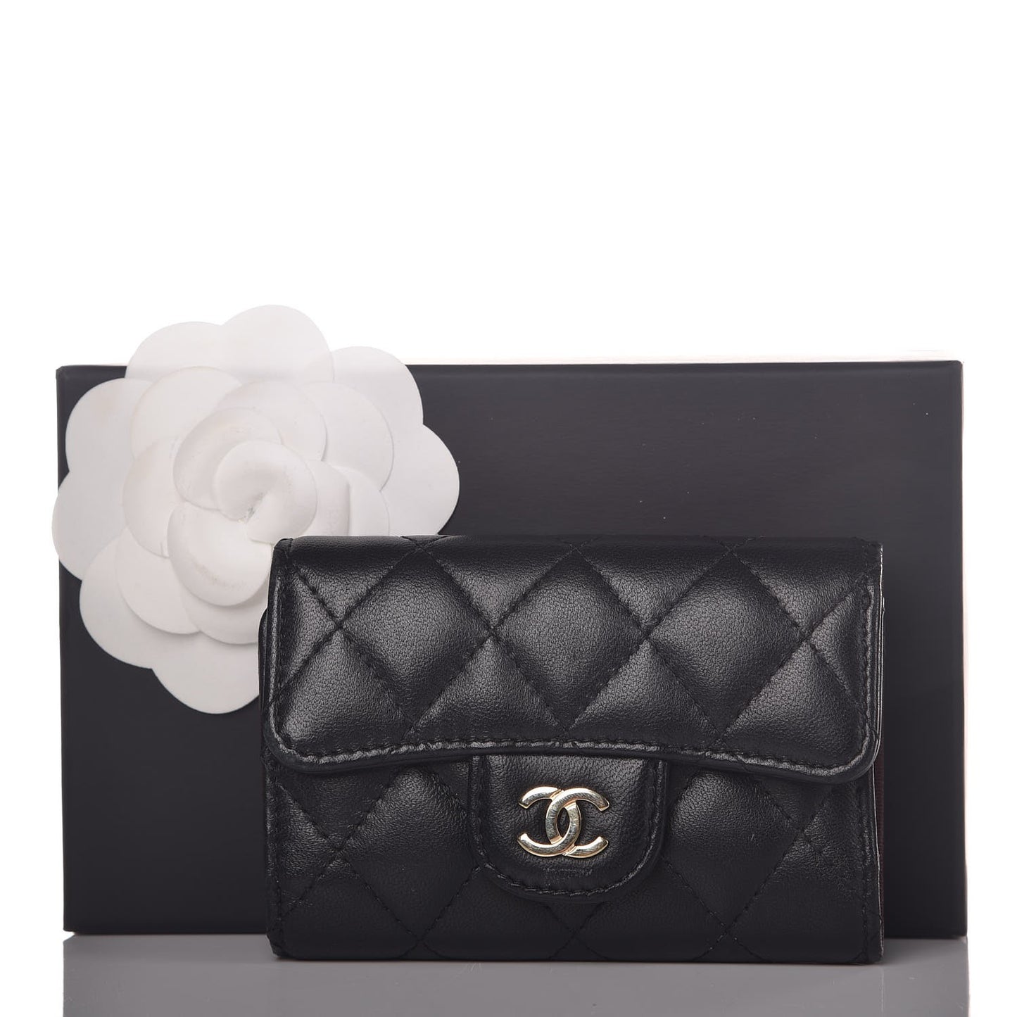 Lambskin Quilted 4 Key Holder Black