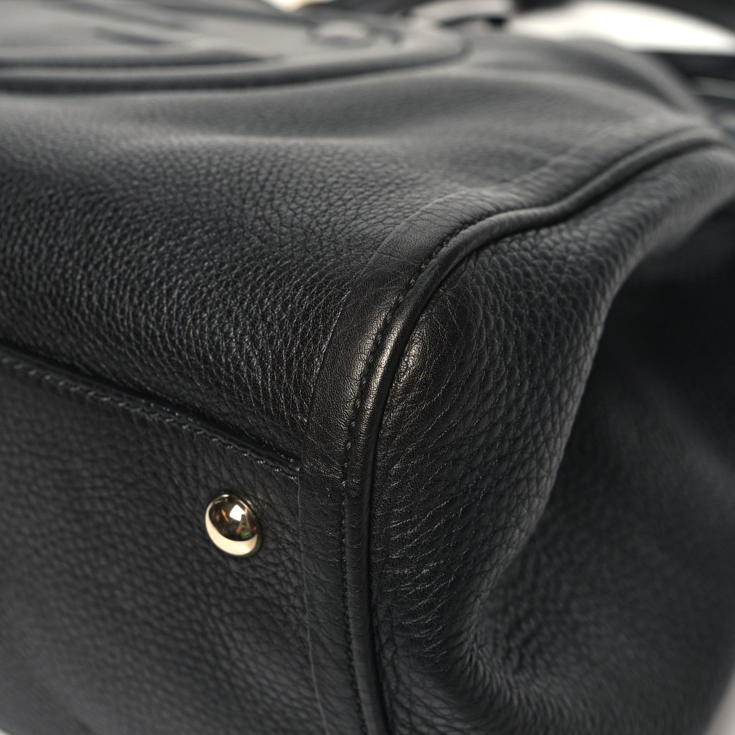 Gucci Pebbled Calfskin Medium Soho Shoulder Bag Black 10 of 13