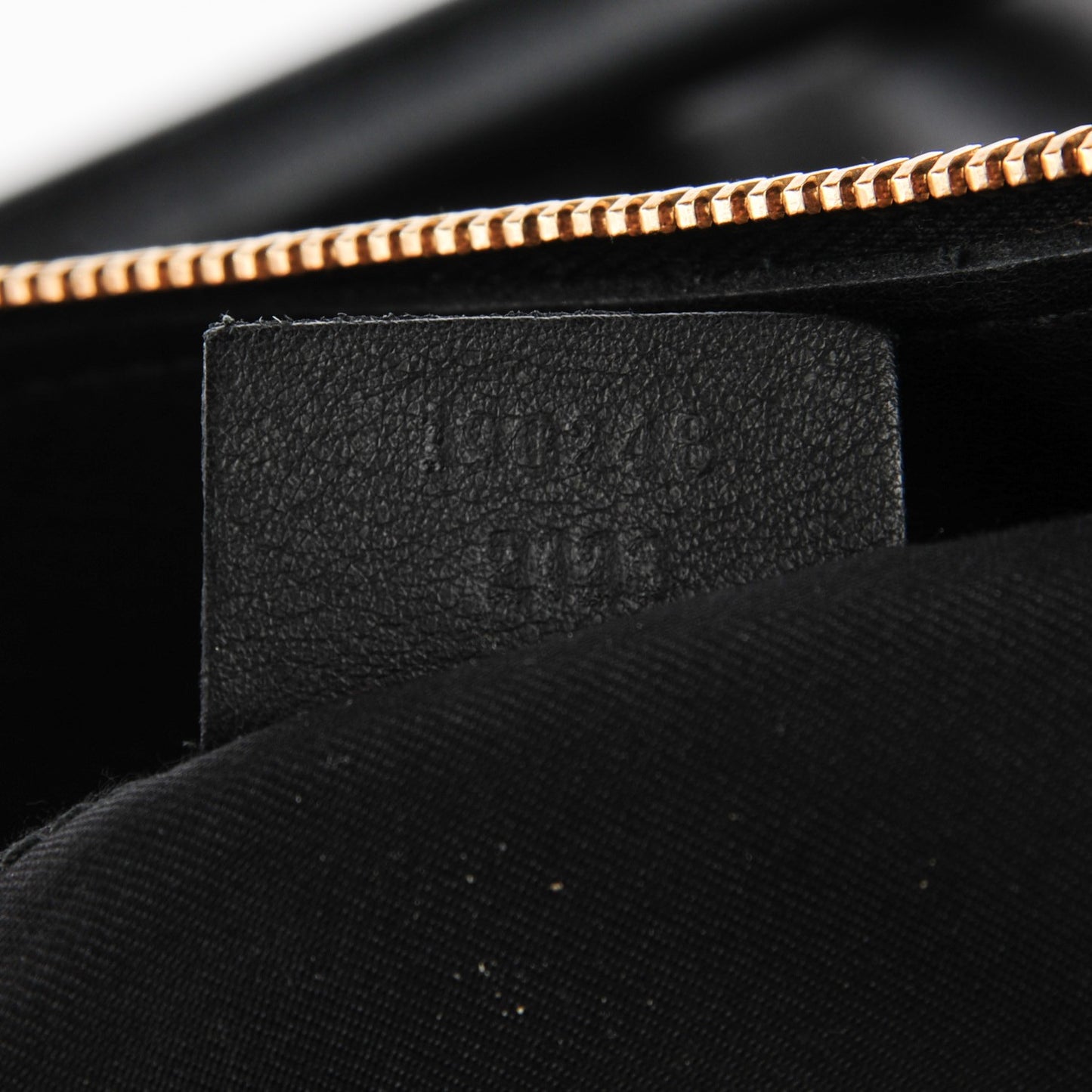 Calfskin D Gold Tote Black