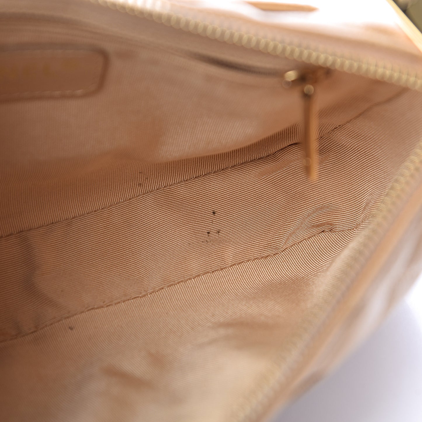 Caviar Quilted CC Shoulder Bag Beige