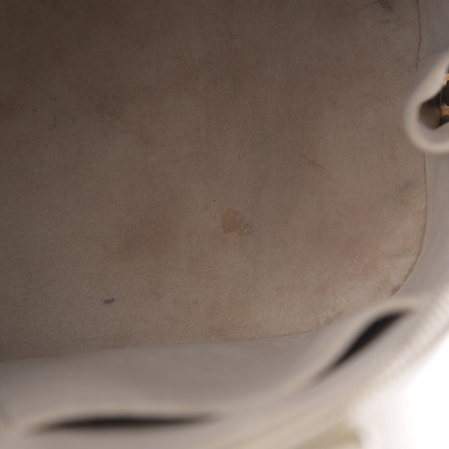 Louis Vuitton Epi Alma PM Ivory 15 of 16