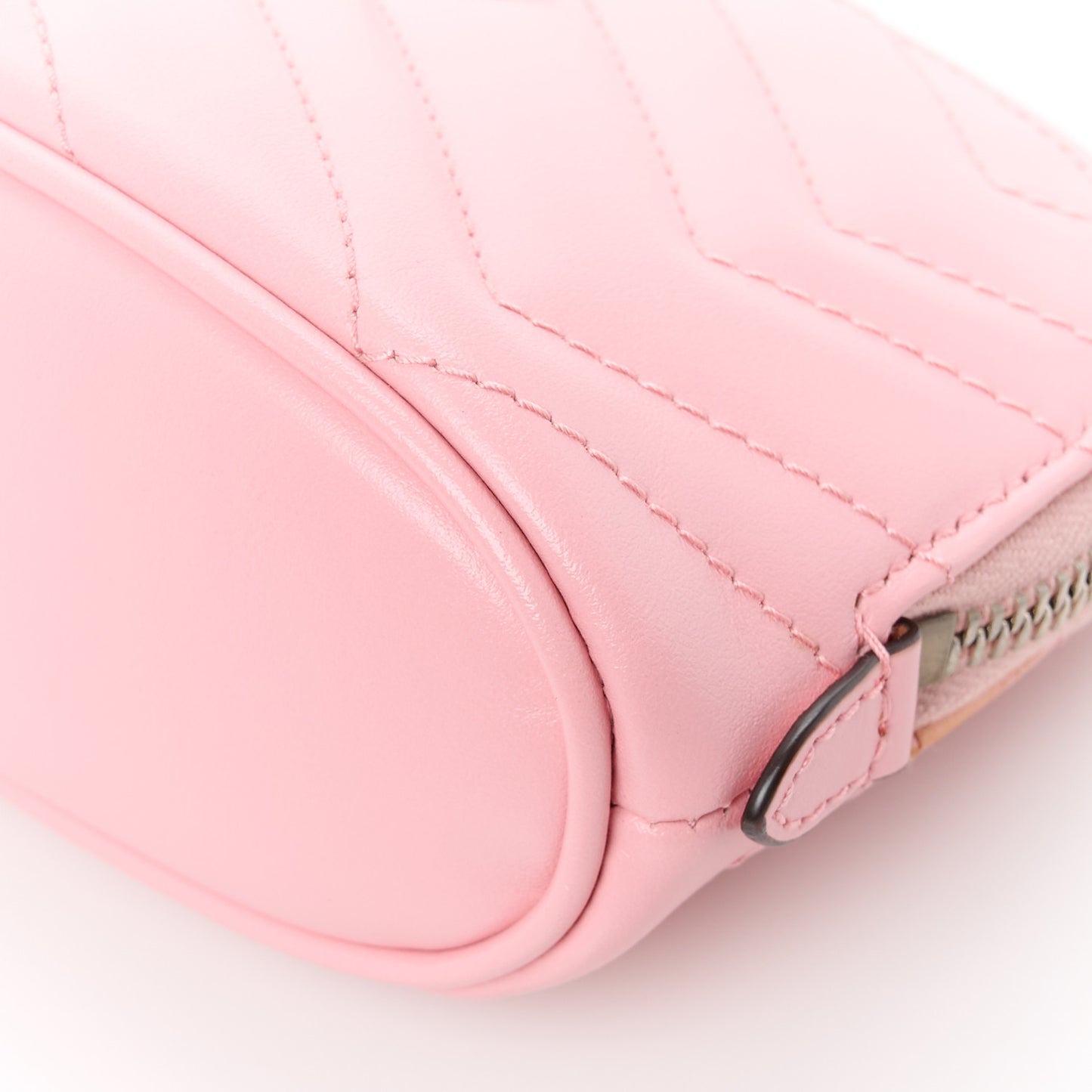Calfskin Matelasse GG Marmont Pouch Cosmetic Case Wild Rose
