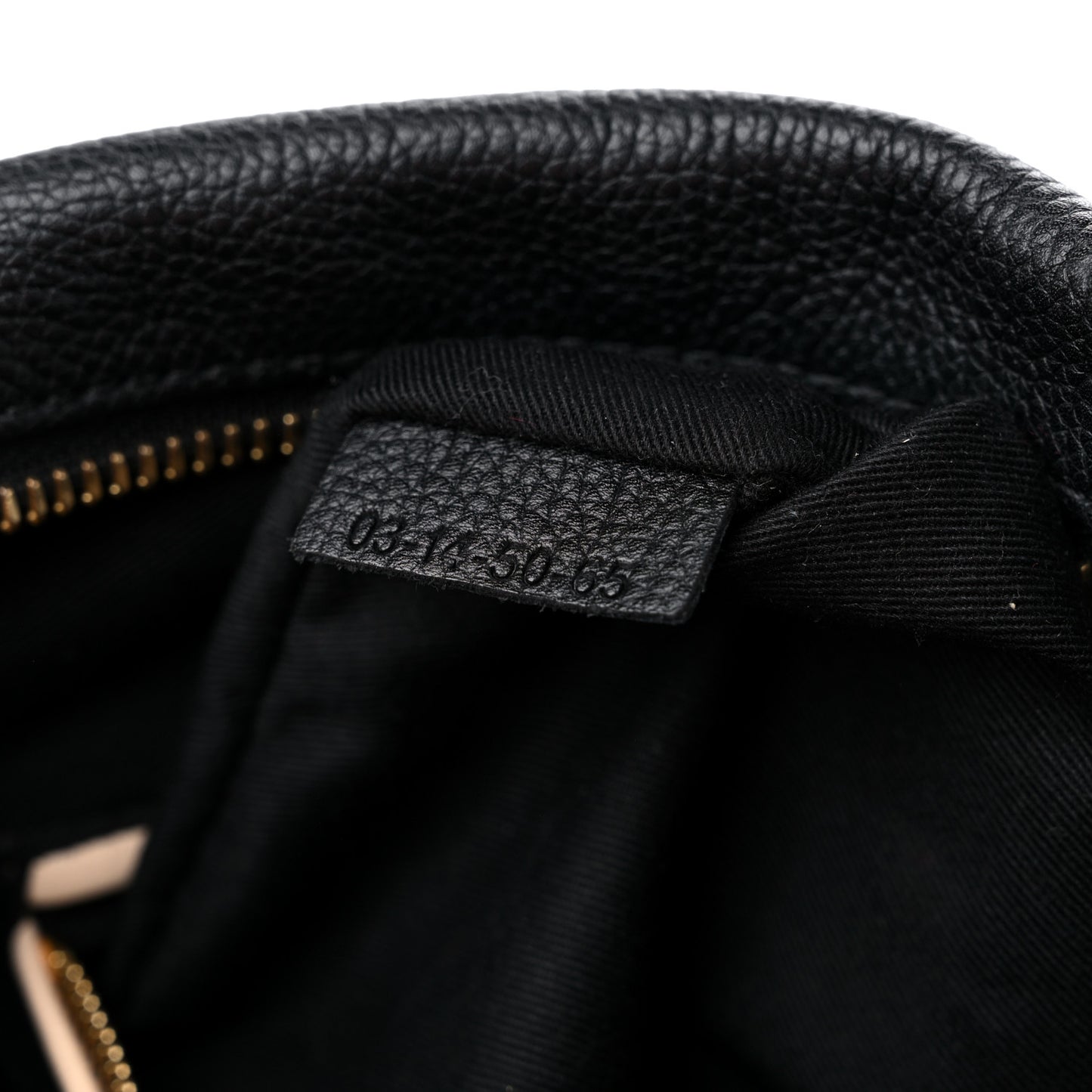 Calfskin Medium Paraty Black