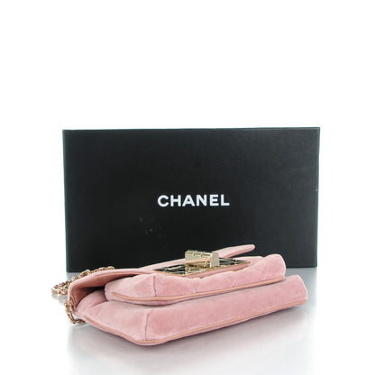 Chanel Velvet Quilted 2.55 Evening Clutch Bag Pink 4 of 7