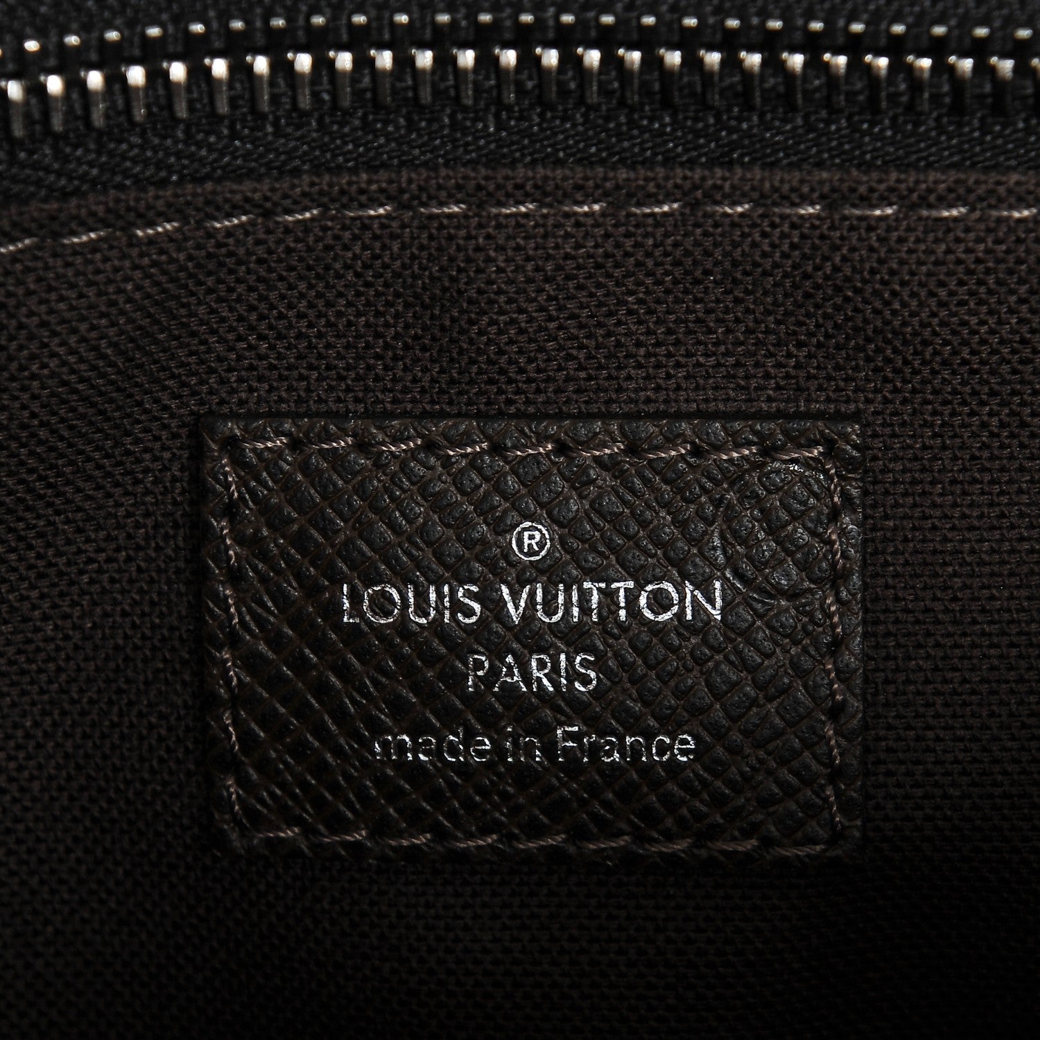 Louis Vuitton Taiga Roman PM Messenger Grizzli 6 of 6