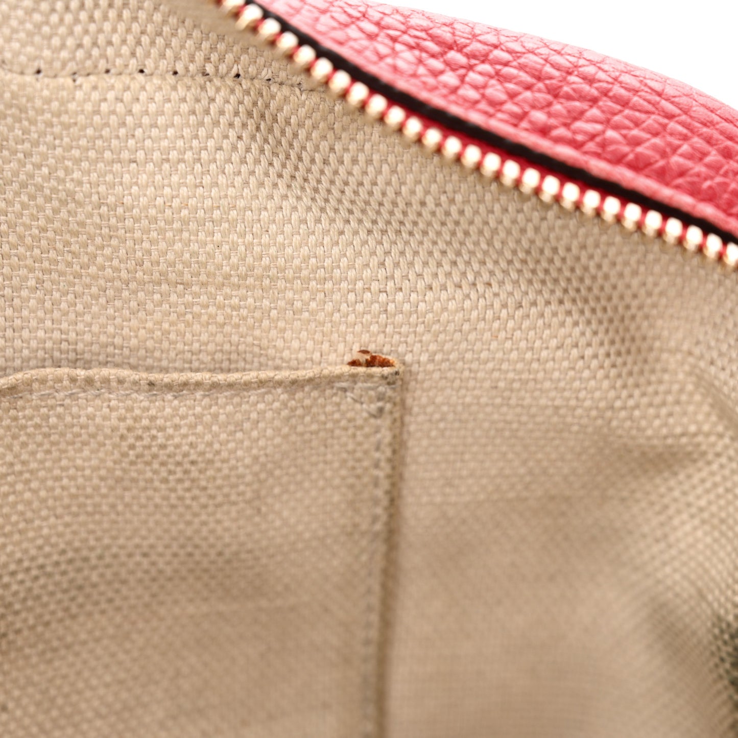 Pebbled Calfskin Small Soho Disco Bag Vibrant Red
