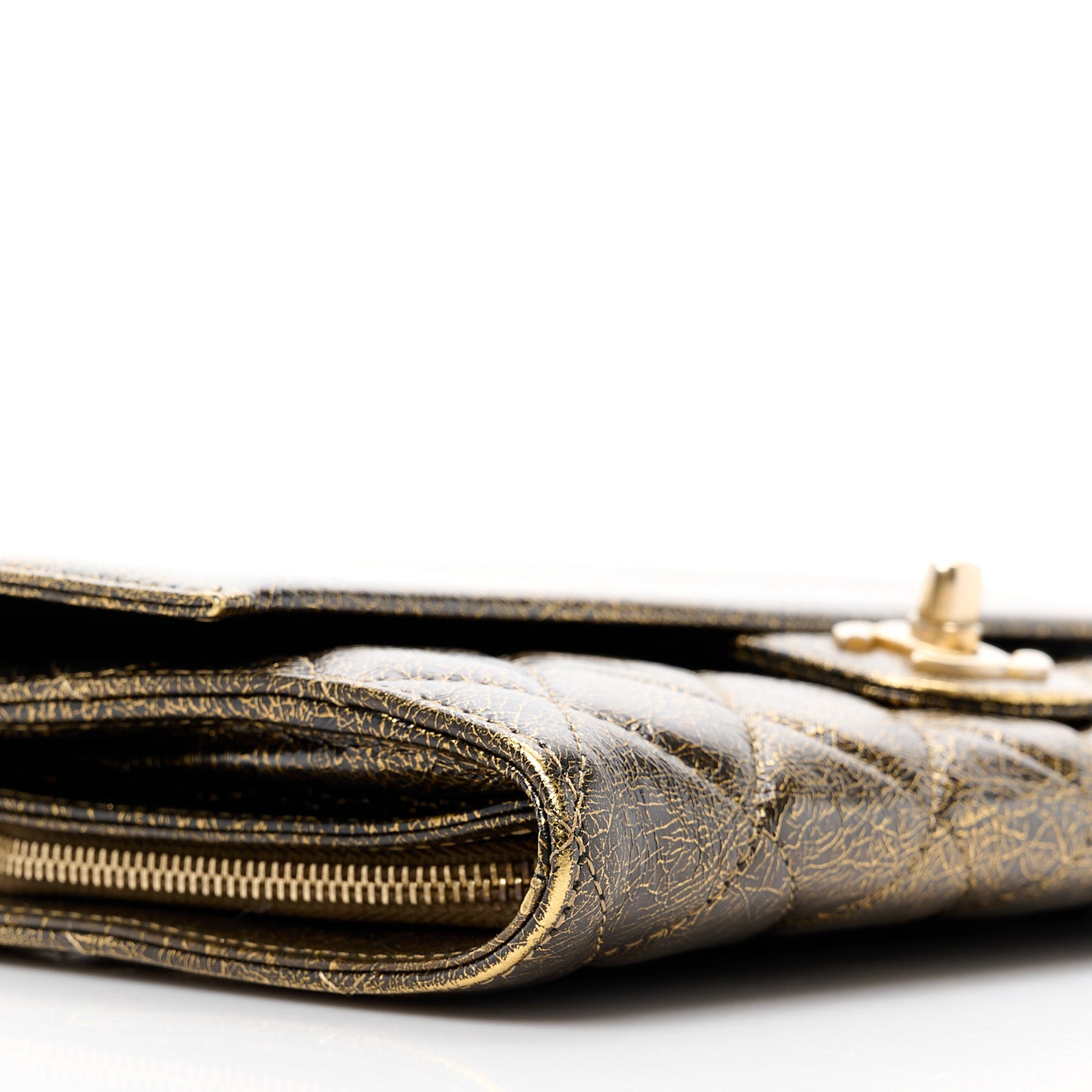 Cracked Metallic Calfskin Quilted Zip Away Chain Clutch Gold
