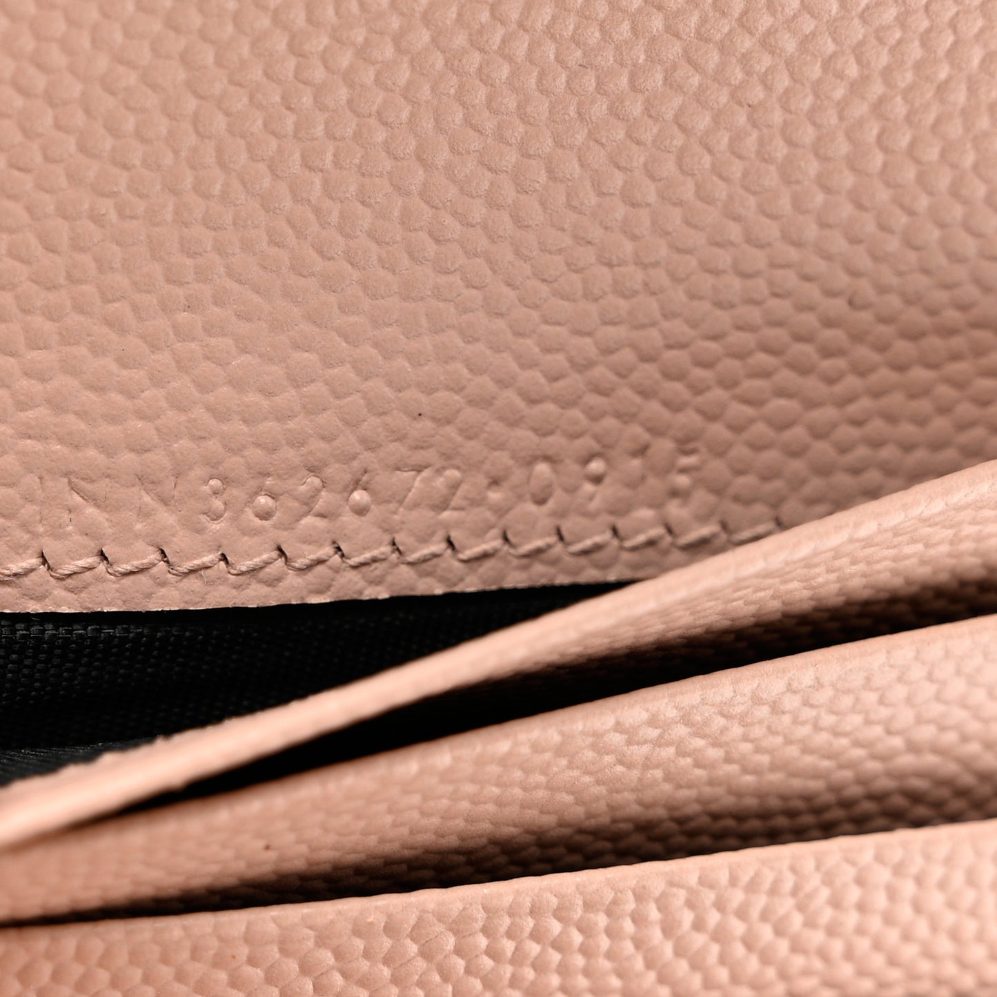 Grain De Poudre Matelasse Chevron Monogram Compact Wallet Pink