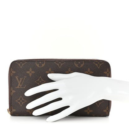 Louis Vuitton Monogram Zippy Organizer Wallet 2 of 15