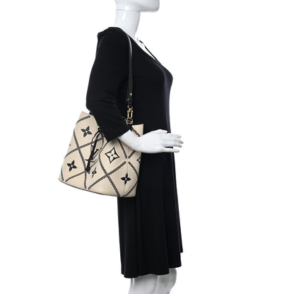 Louis Vuitton Empreinte Monogram Giant Broderies Neonoe MM Cream Black 2 of 13