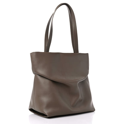 Chloe Calfskin Judy Tote Army Green 3 of 11