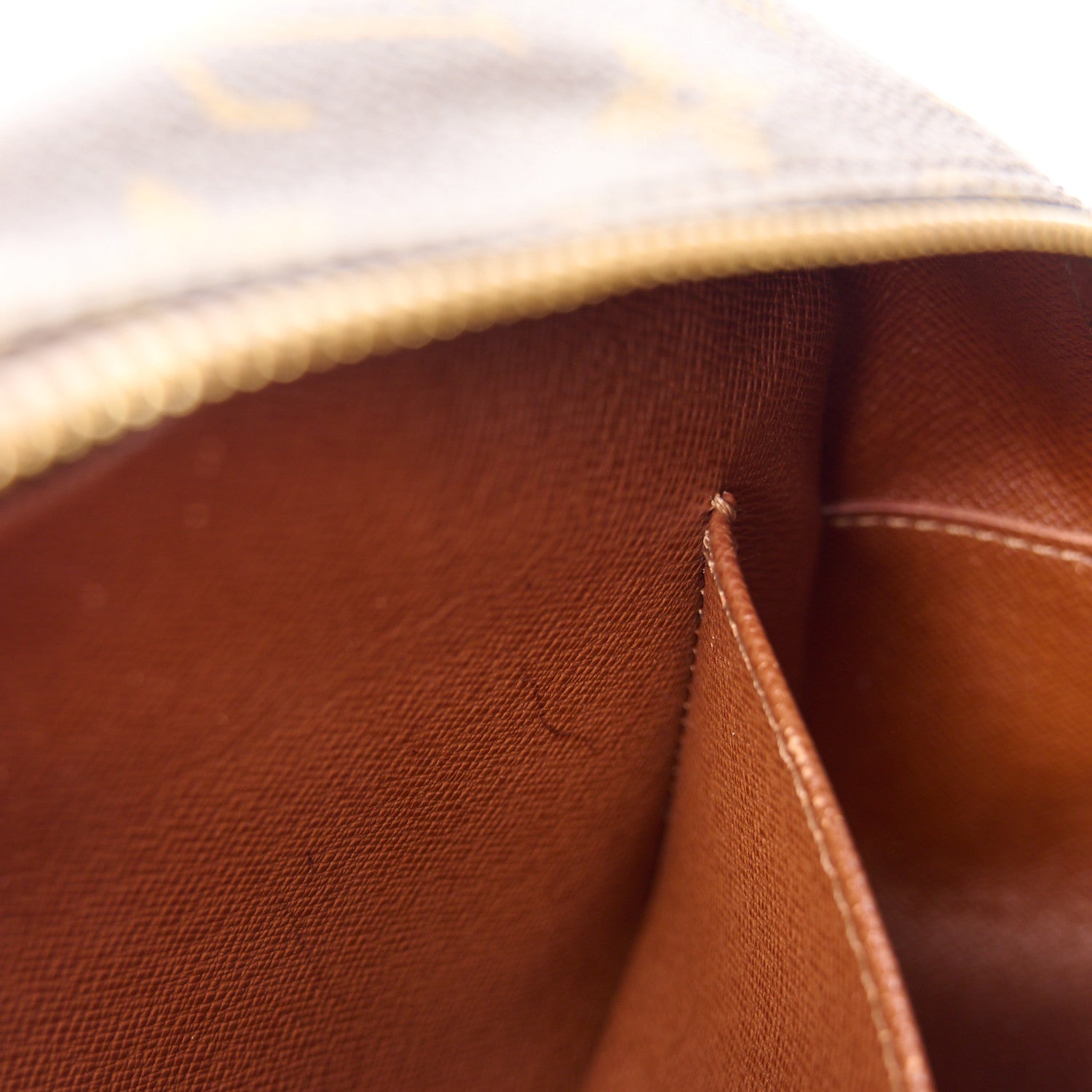 Louis Vuitton Monogram Cite MM 10 of 15