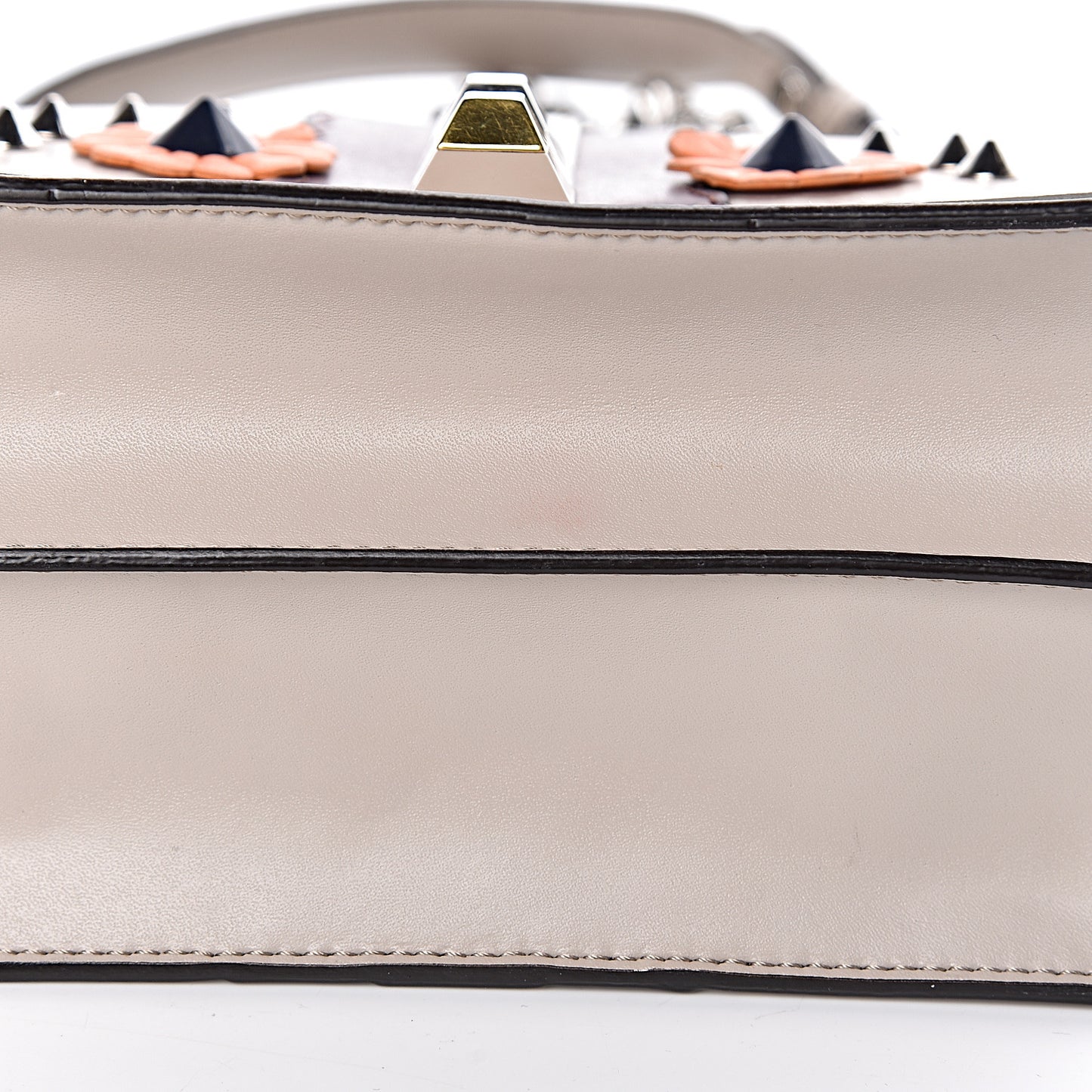 Vitello Liberty Lucido Catalan Mirror Hypnoteyes Studded Small Kan I Shoulder Bag Grigio Polvere Bordeaux Multicolor